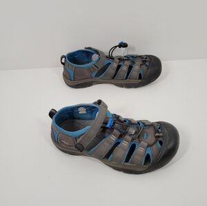 KEEN Newport Blue Hiking Outdoor Sandals Waterproof Youth Child Size 6